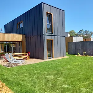 https://les-lodges-de-beg-leguer-cote-de-granit-rose.inbrittany.com